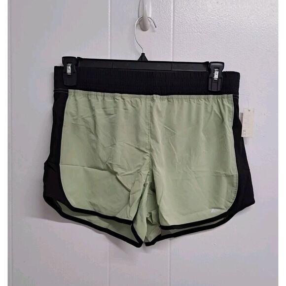 Amazon Essentials Women's 4" Stretch Woven Running Short‎ Size M - Picture 1 of 12